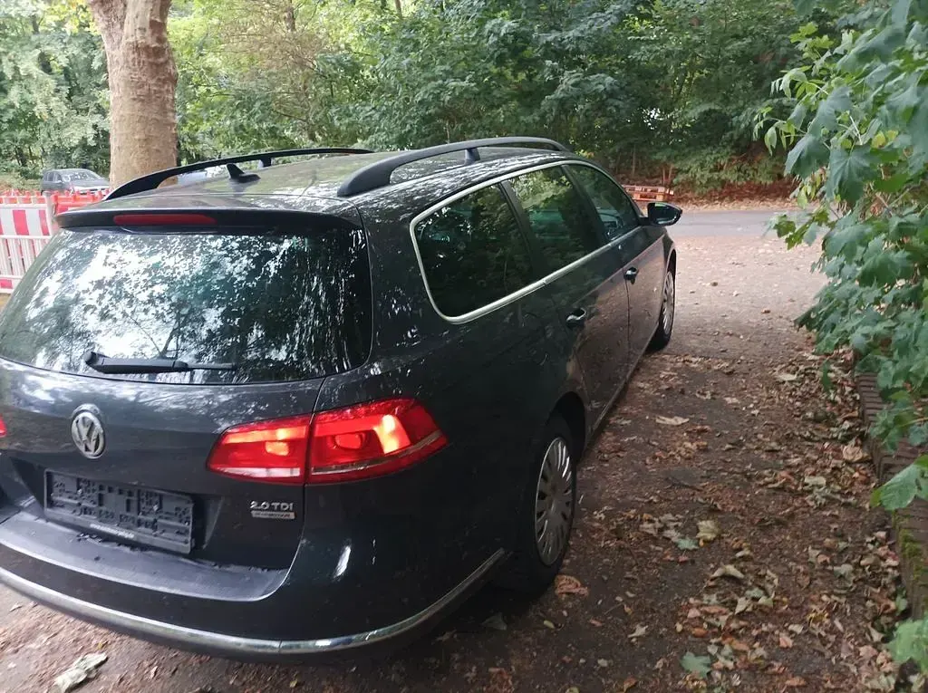 Gebraucht VW Passat Comfortline 140 PS (102 kW) 2013 Grau Kombi
