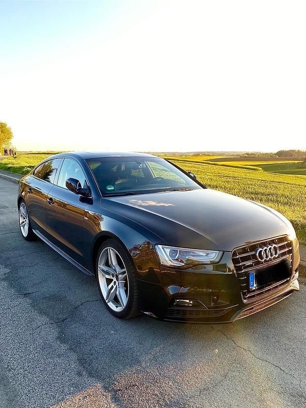 Schwarz Gebraucht 2016 Audi A5 Sportback S-Line Limousine | 19.999 € (Fairer Preis) - Bild 1/4