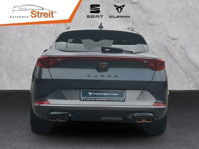 Gebraucht Cupra Formentor VZ1 245 PS (180 kW) 2023 Grau) magnetic grau m (grau SUV