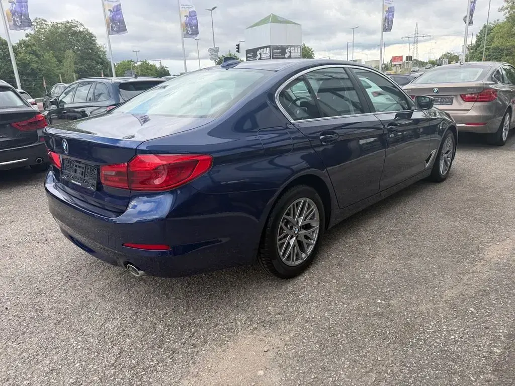 Gebraucht BMW 530 265 PS (194 kW) 2019 Blau Limousine