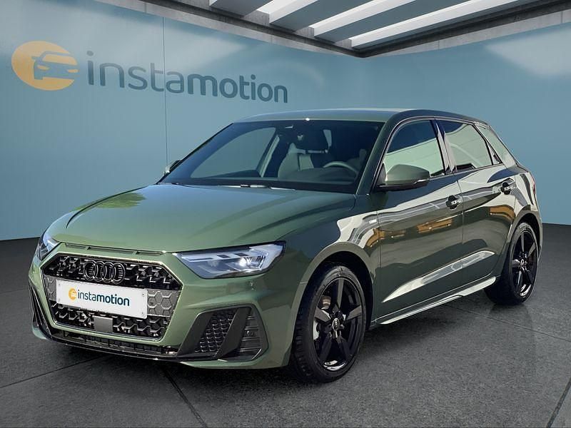 Grün Gebraucht 2025 Audi A1 Sportback Kleinwagen | 30.949 € (Teuer) - Bild 1/4