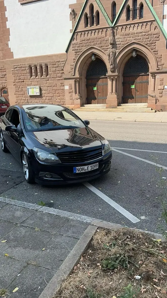Gebraucht Opel Astra GTC 116 PS (85 kW) 2008 Schwarz Coupé