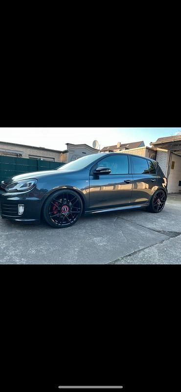 Grau Gebraucht 2012 VW Golf VI GTI Limousine | 13.950 € (Teuer) - Bild 1/4