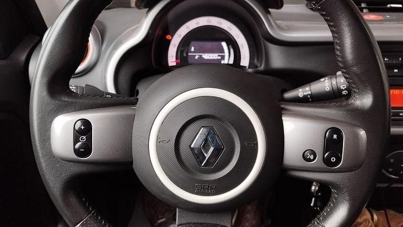 Gebraucht Renault Twingo GT 109 PS (80 kW) 2018 Schwarz Kleinwagen