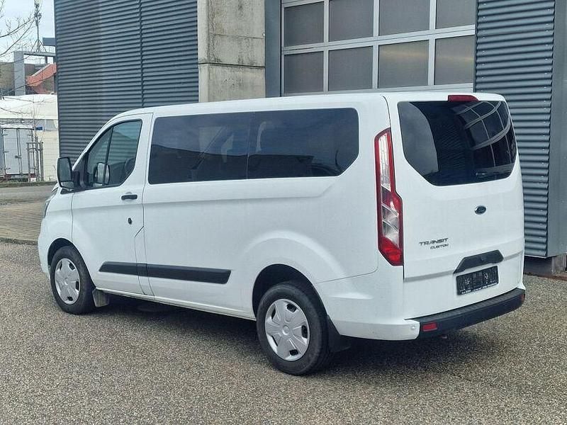 Gebraucht Ford Transit Custom Trend 170 PS (125 kW) 2021 Frozen white Van / Kleinbus