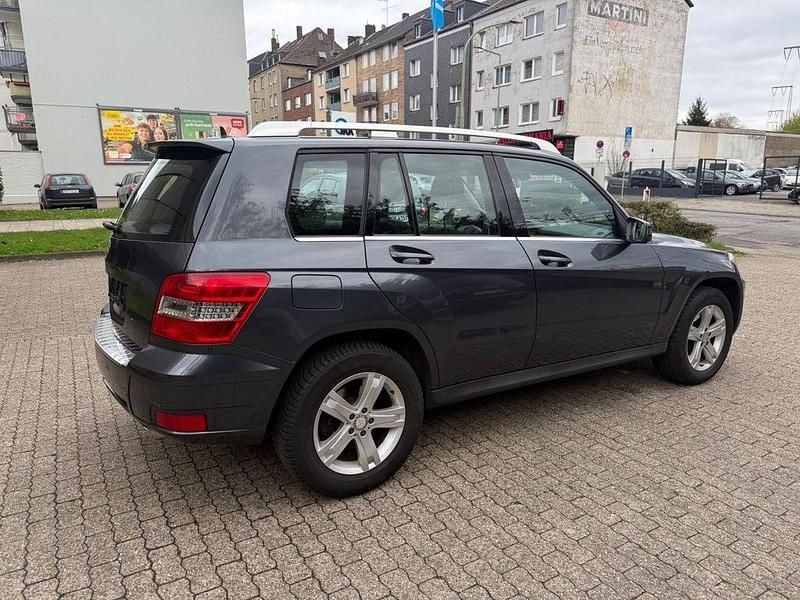 Gebraucht Mercedes GLK300 231 PS (169 kW) 2010 Grau SUV