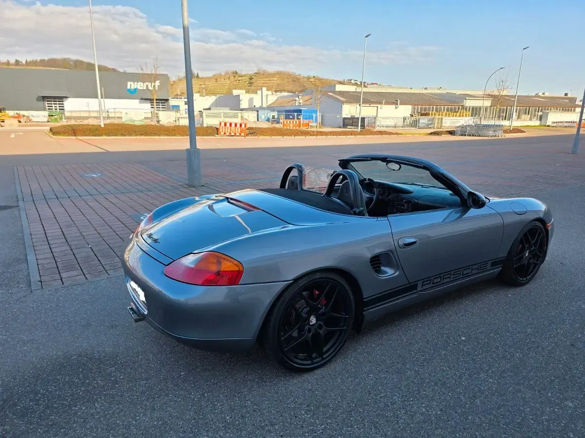 Occasion Porsche Boxster 220 ch (161 kW) 2001 Gris Cabriolet