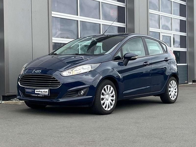 Blazerblau Gebraucht 2013 Ford Fiesta Trend Kleinwagen | 5.990 € (Guter Preis) - Bild 1/4
