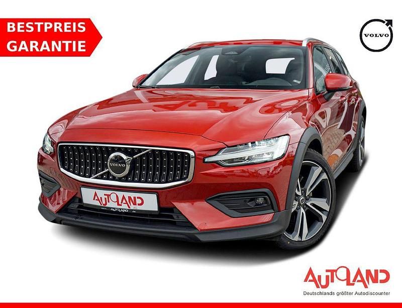 Andere Gebraucht 2023 Volvo V60 CC Plus Kombi | 39.990 € (Fairer Preis) - Bild 1/4