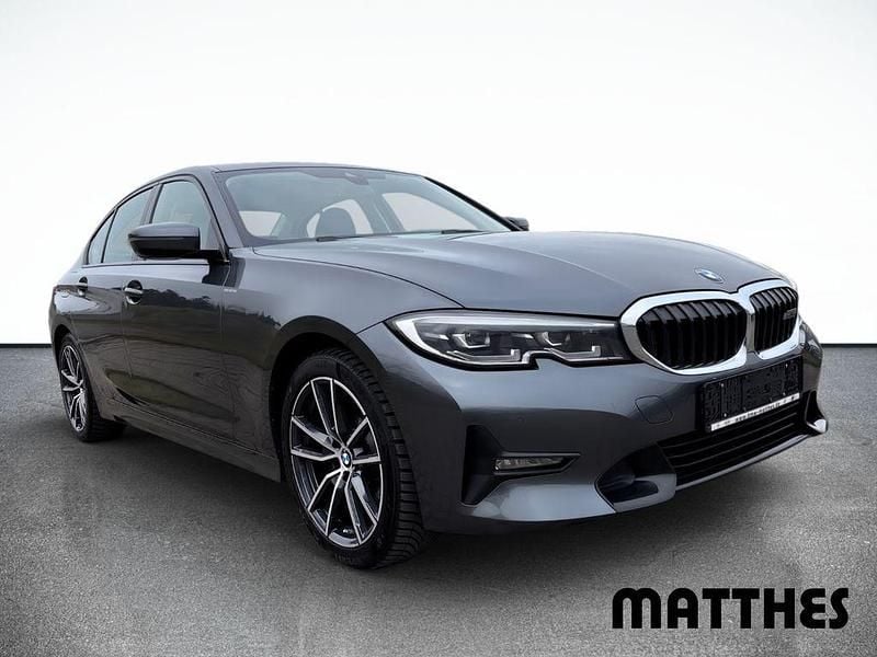 Gebraucht BMW 320 Sport Line 184 PS (135 kW) 2022 Grau Limousine