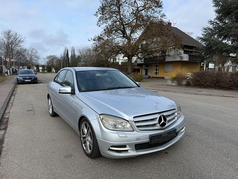 Gebraucht Mercedes C350 231 PS (169 kW) 2010 Silber Limousine