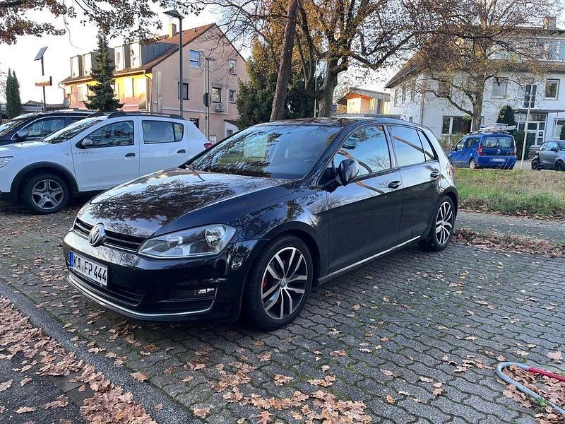 Schwarz Gebraucht 2013 VW Golf Limousine | 9.900 € (Etwas zu teuer) - Bild 1/4