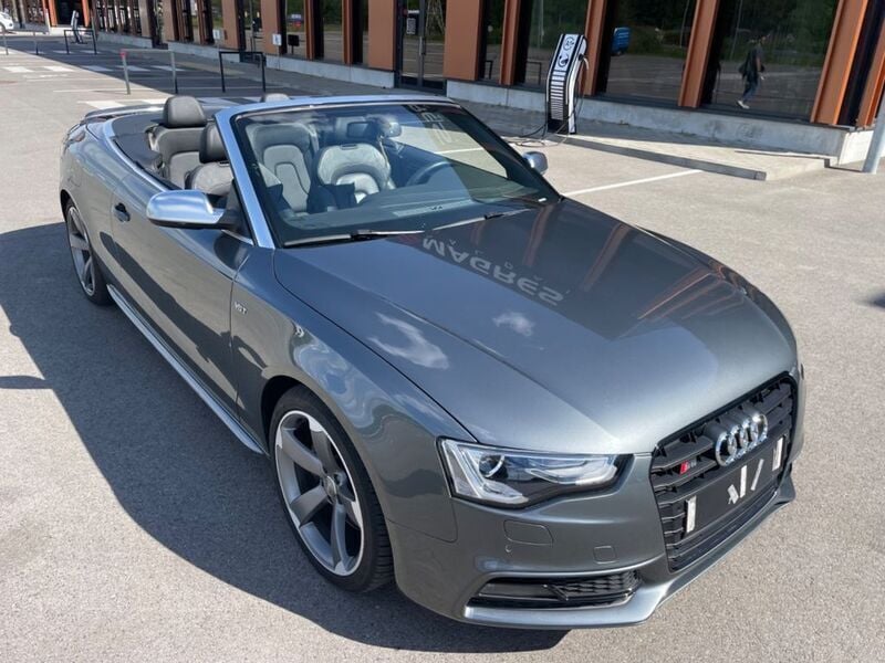 Grau Gebraucht 2016 Audi S5 Cabriolet Sport Cabrio | 22.000 € - Bild 1/4