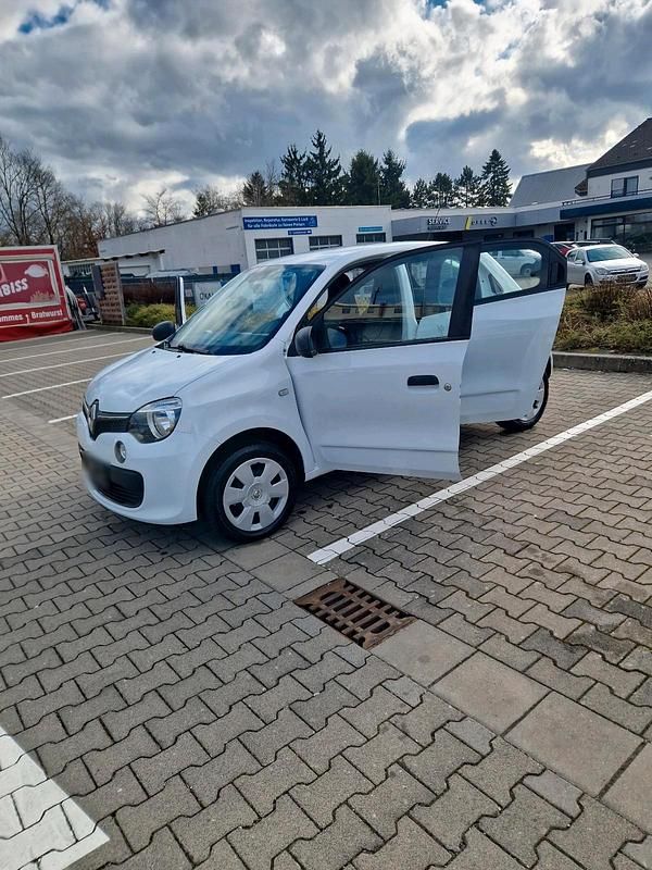 Gebraucht Renault Twingo 71 PS (52 kW) 2019 Weiß Kleinwagen
