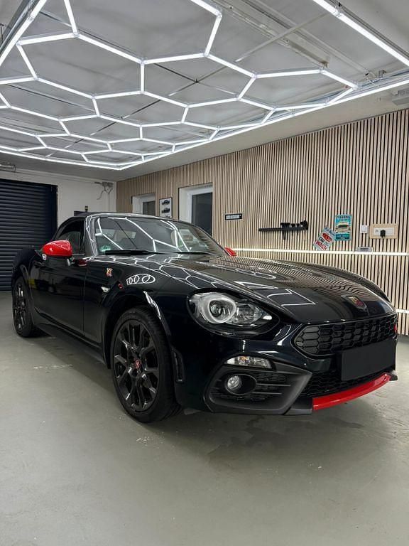 Usata Abarth 124 Spider 185 CV (136 kW) 2017 Nero Cabrio