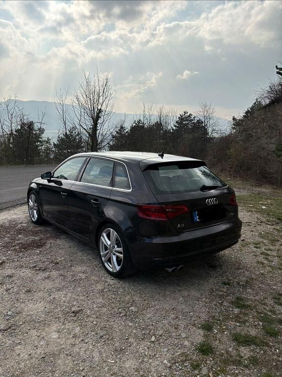 Second-hand Audi A3 S-Line 150 CP (110 kW) 2014 Maro Berlinǎ