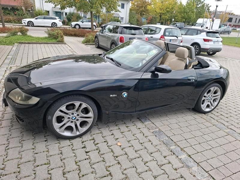 Schwarz Gebraucht 2005 BMW Z4 Cabrio | 9.500 € (Fairer Preis) - Bild 1/4