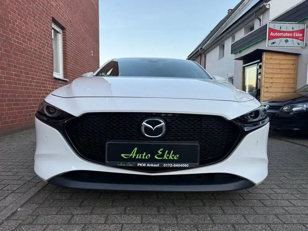 Second-hand Mazda 3 Edition 179 CP (131 kW) 2020 Alb Berlinǎ
