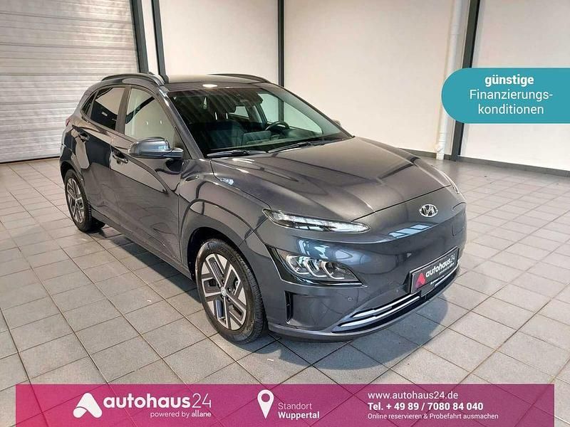Grau Gebraucht 2023 Hyundai Kona SUV | 19.390 € (Superpreis) - Bild 1/4