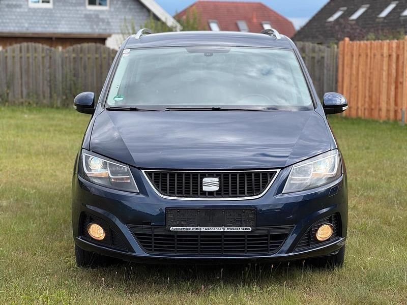 Blau Gebraucht 2013 Seat Alhambra 4Drive Van / Kleinbus | 6.000 € (Guter Preis) - Bild 1/4