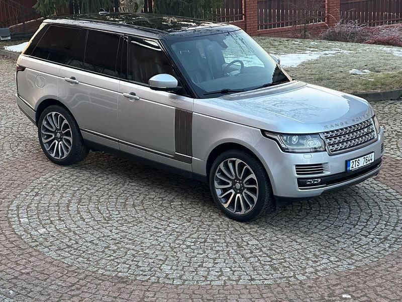 Silber Gebraucht 2016 Land Rover Range Rover Vogue SUV | 35.699 € (Guter Preis) - Bild 1/4