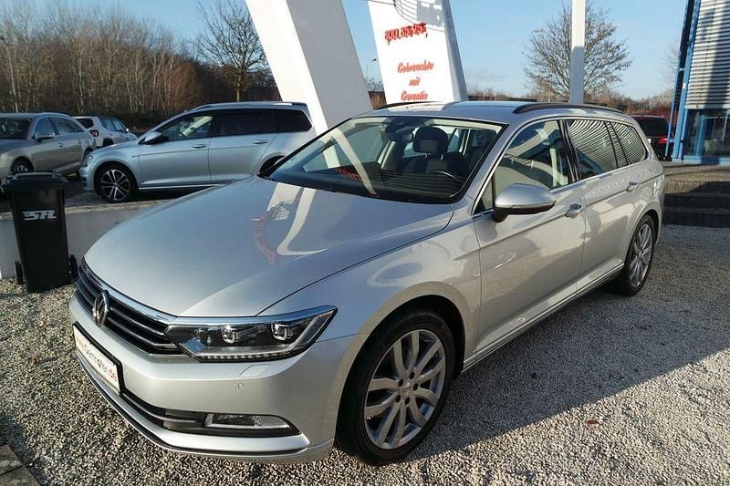 Silber Gebraucht 2019 VW Passat Comfortline Kombi | 14.990 € (Fairer Preis) - Bild 1/4