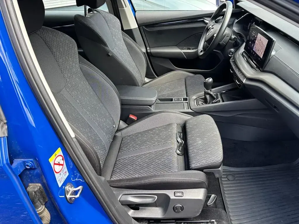 Gebraucht Skoda Octavia Ambition 110 PS (80 kW) 2022 Modra energy/energy blue Kombi