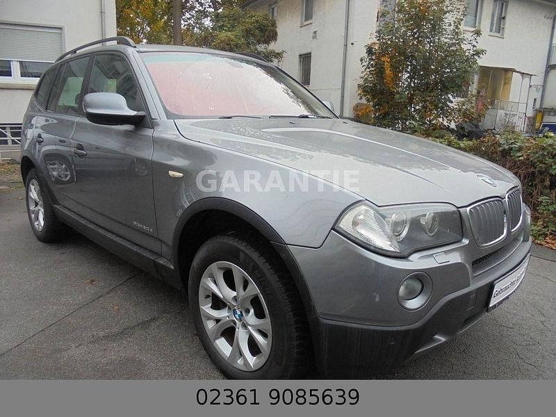 Grau Gebraucht 2010 BMW X3 Lifestyle SUV | 7.790 € (Fairer Preis) - Bild 1/4