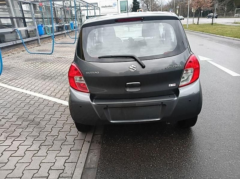 Gebraucht Suzuki Celerio Club 68 PS (50 kW) 2017 Grau Kleinwagen