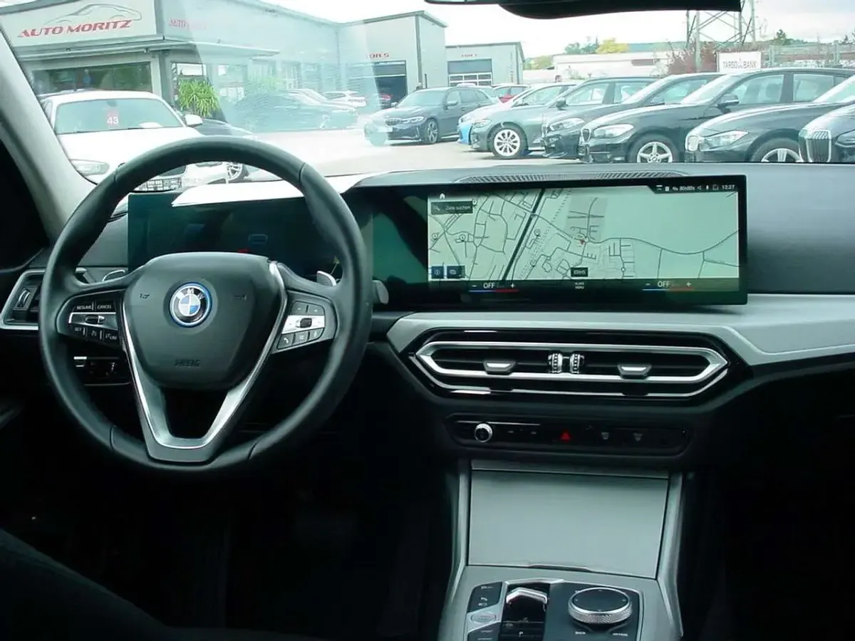 Gebraucht BMW 320 163 PS (119 kW) 2022 Schwarz ii Limousine