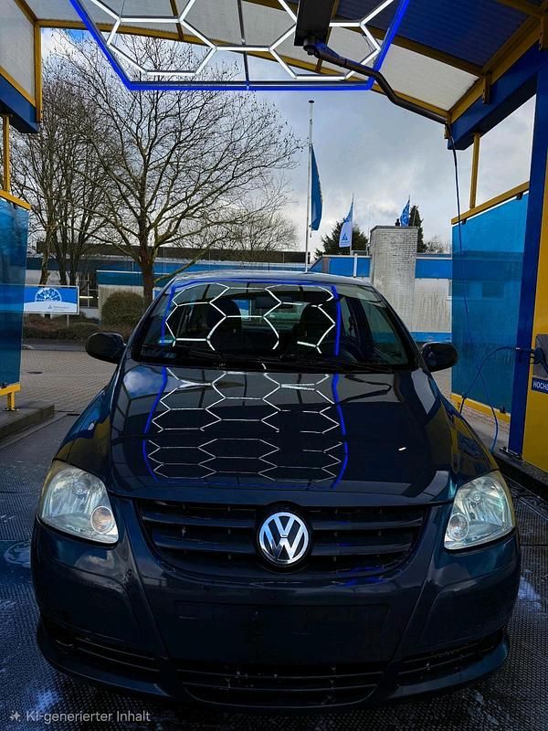 Gebraucht VW Fox Sound 75 PS (55 kW) 2010 Grau Kleinwagen