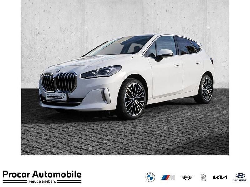 Gebraucht BMW 218 Luxury Line 150 PS (110 kW) 2022 Weiß Van / Kleinbus