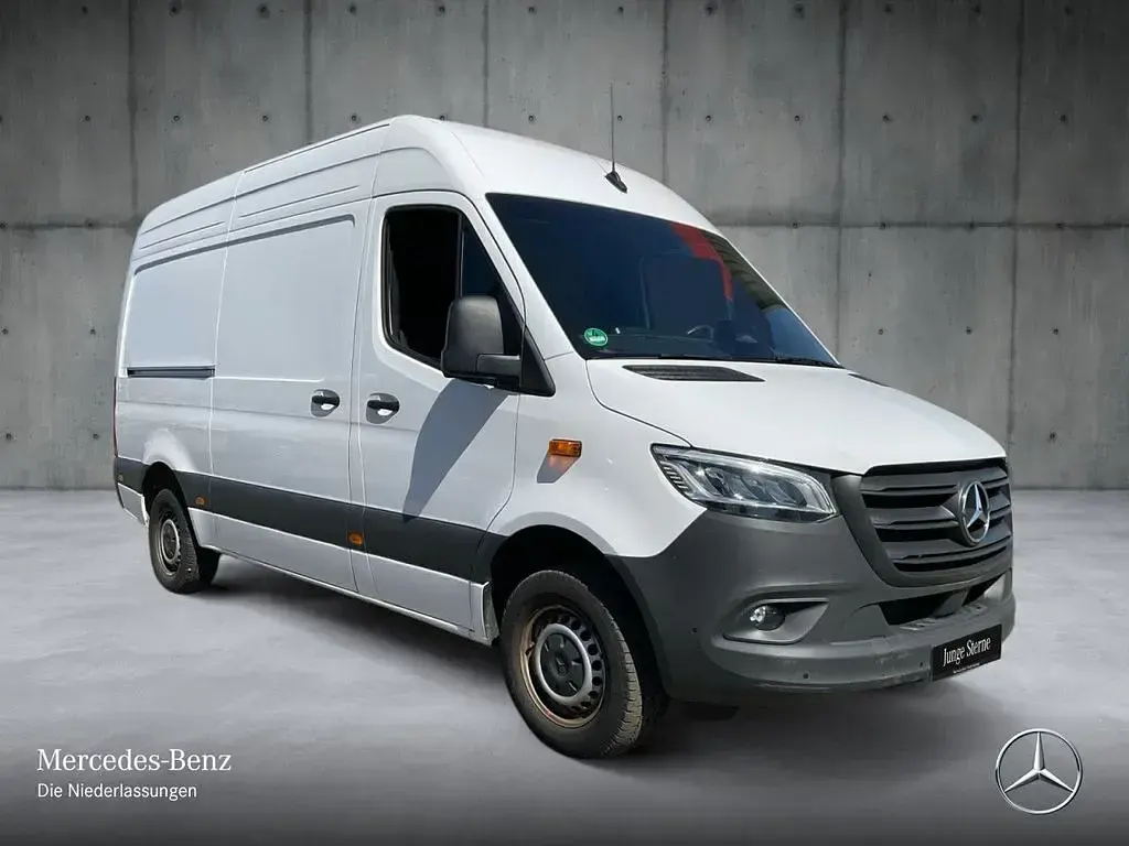 Gebraucht Mercedes Sprinter 170 PS (125 kW) 2024 Weiß Van