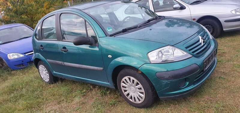 Grün Gebraucht 2003 Citroën C3 Kleinwagen | 1.750 € (Fairer Preis) - Bild 1/4