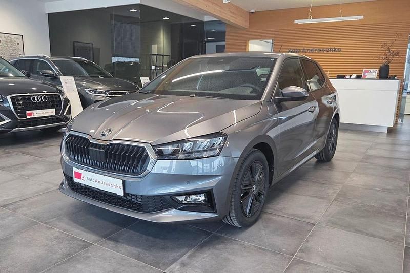 Neu Skoda Fabia Dynamic 116 PS (85 kW) 2026 Grau Limousine