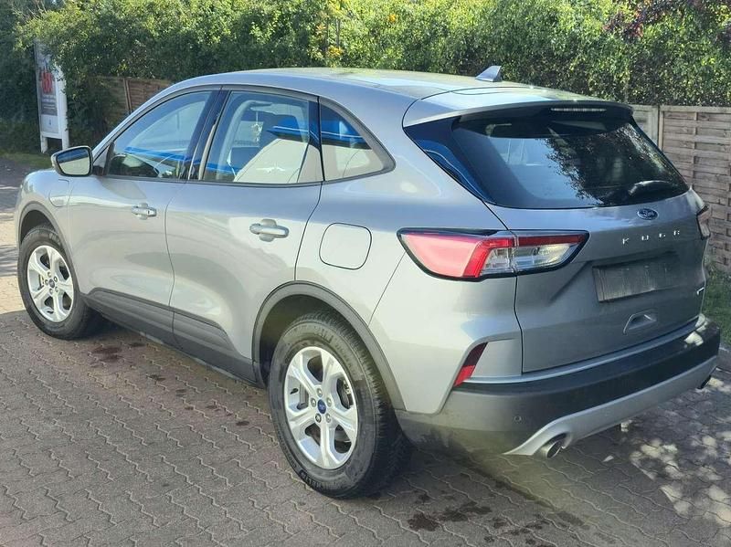 Gebraucht Ford Kuga 152 PS (111 kW) 2021 Grau SUV