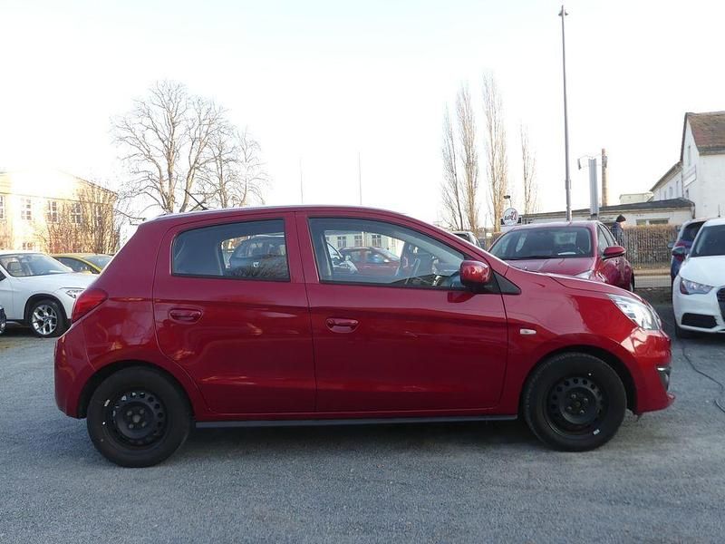 Second-hand Mitsubishi Space Star Plus 71 CP (52 kW) 2020 Roșu Hatchback