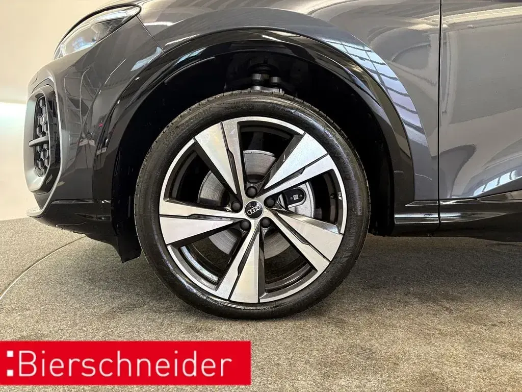 Gebraucht Audi Q5 Edition .1 204 PS (150 kW) 2025 Grau SUV