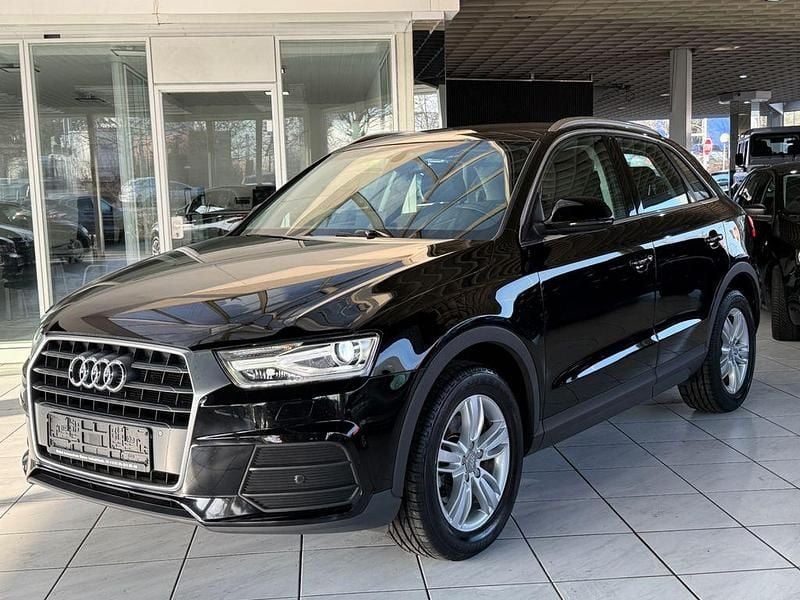 Gebraucht Audi Q3 Basis 150 PS (110 kW) 2017 Schwarz SUV