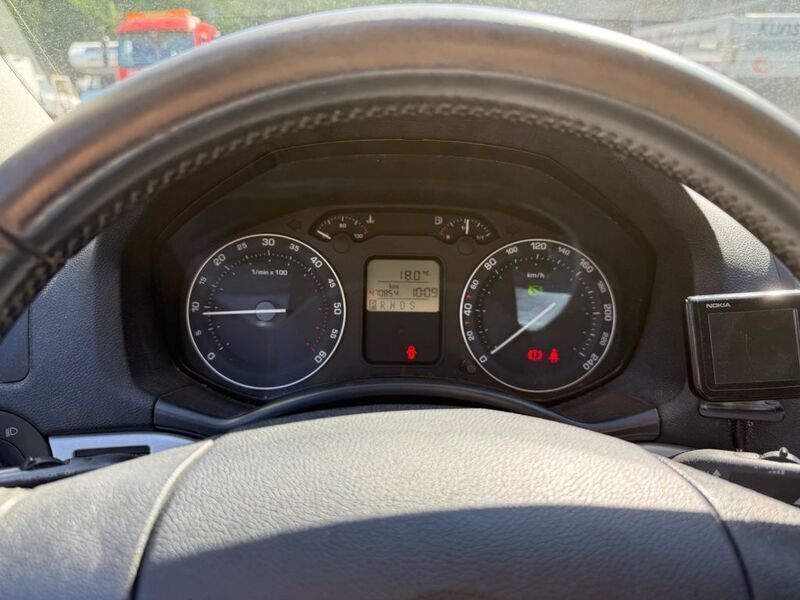 Gebraucht Skoda Octavia Team Edition 105 PS (77 kW) 2008 Grün Kombi