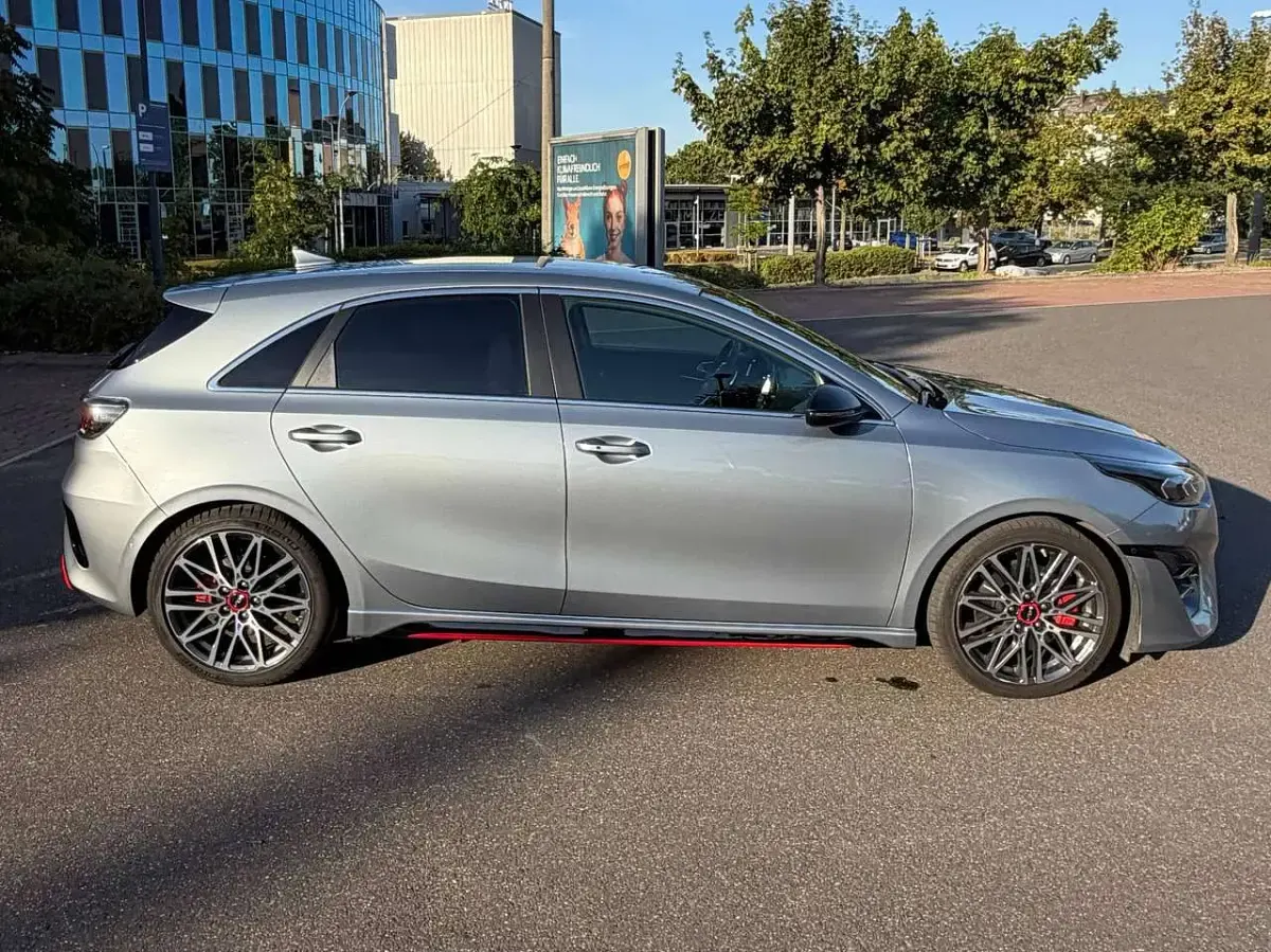 Gebraucht Kia Ceed GT GT 204 PS (150 kW) 2024 Grau Limousine