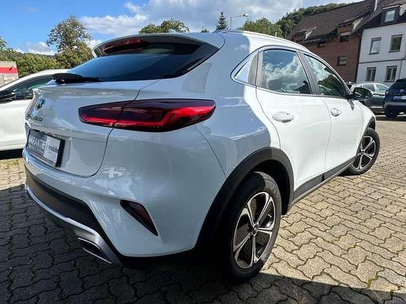 Gebraucht Kia XCeed Vision 141 PS (103 kW) 2021 Carrara weiß SUV