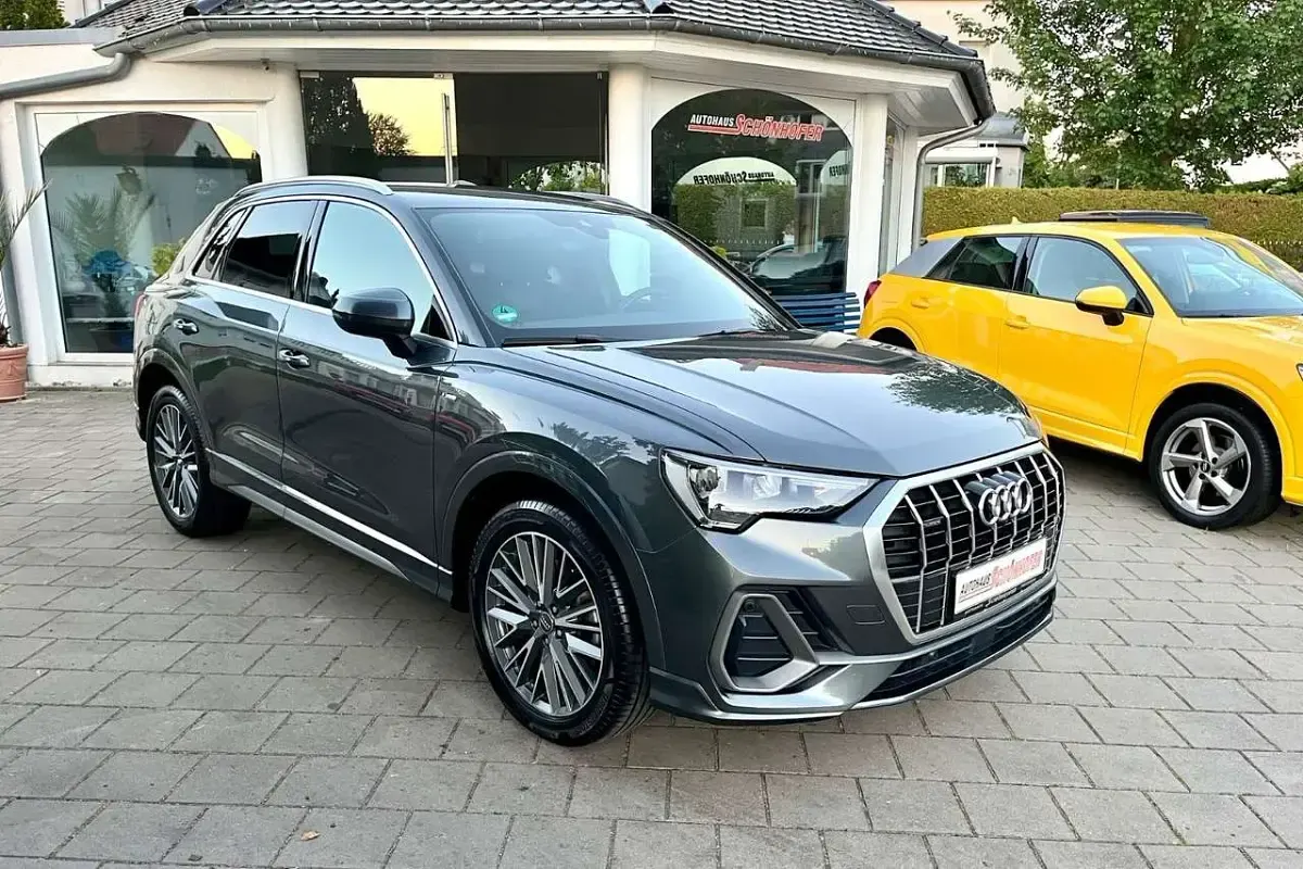 Gebraucht Audi Q3 S-Line 190 PS (139 kW) 2019 Grau SUV