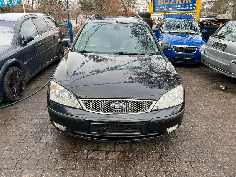 Gebraucht Ford Mondeo Trend 131 PS (96 kW) 2003 Schwarz Kombi