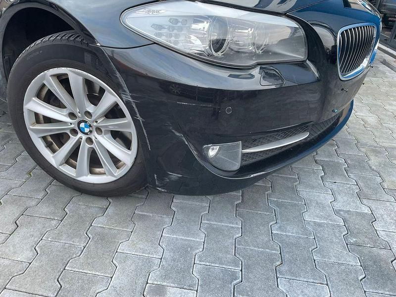 Gebraucht BMW 525 204 PS (150 kW) 2010 Schwarz Kombi