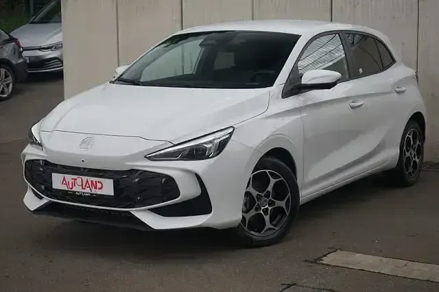 Neu MG MG3 Luxury 194 PS (142 kW) 2026 Weiß Kleinwagen