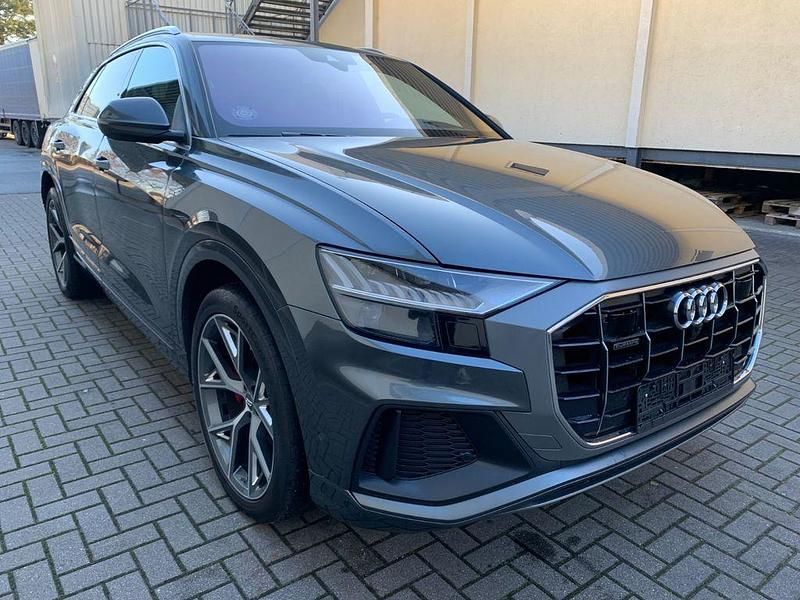 Gebraucht Audi Q8 S-Line 286 PS (210 kW) 2018 Grau SUV