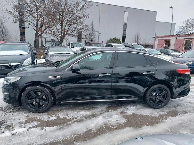 Second-hand Kia Optima 135 CP (99 kW) 2018 Negru Berlinǎ