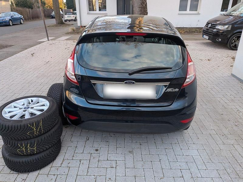Brugt Ford Fiesta Titanium 80 HK (58 kW) 2017 Blå Hatchback
