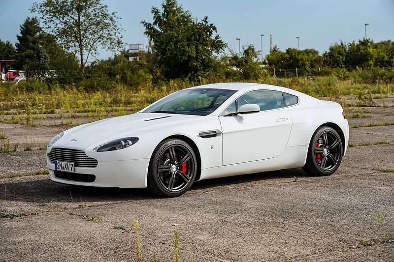 Gebraucht Aston Martin Vantage 426 PS (313 kW) 2009 Coupé